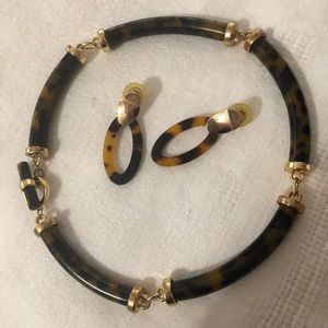 Short necklace ,the tag lost said Ralph Lauren. I added the earrings as a bonus.